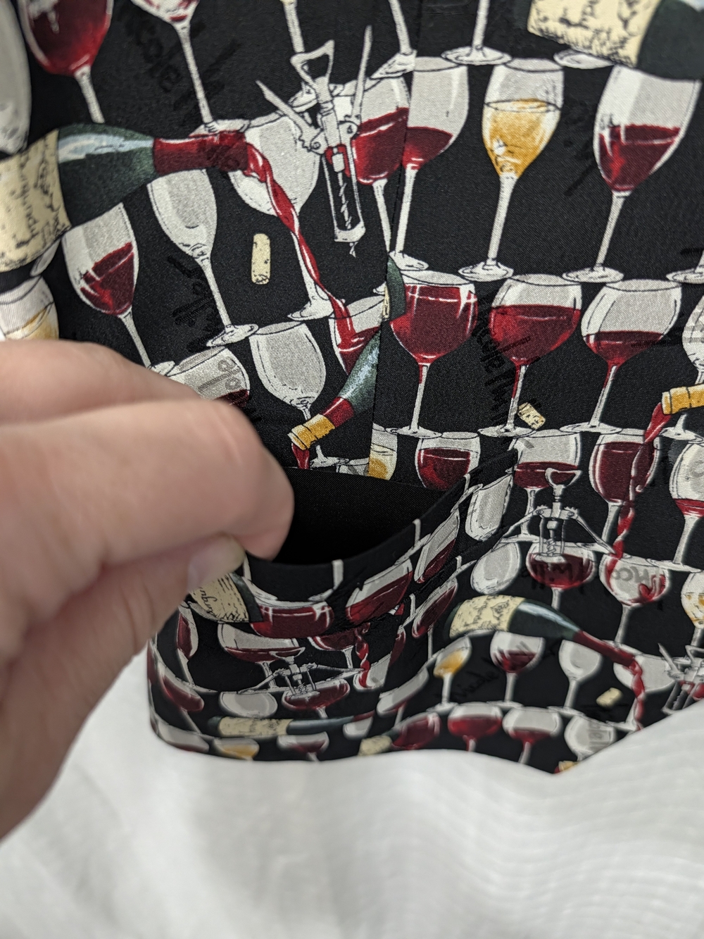 Nicole Miller Black Vest with Wine Glass Print Vintage Limited Print 1995 Large - Picture 3 of 9